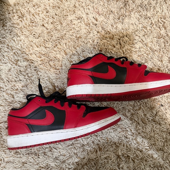Air Jordan 1 Low 'Bred' - Picture 4 of 4